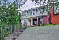 493 KEELE STREET  Toronto, ON M6N 3E1