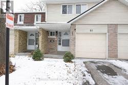 61 - 830 STAINTON DRIVE  Mississauga, ON L5C 2Z3