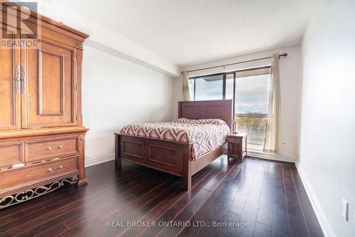 414 - 39 Kimbercroft Court, Toronto, ON - Indoor Photo Showing Bedroom