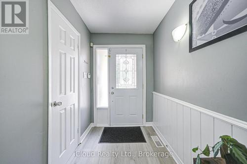 5 Gloucester Place, Brampton, ON - Indoor Photo Showing Other Room