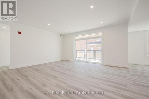 104 - 99B Farley Road, Centre Wellington (Fergus), ON - Indoor Photo Showing Other Room