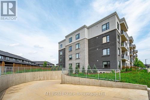 104 - 99B Farley Road, Centre Wellington (Fergus), ON - Outdoor