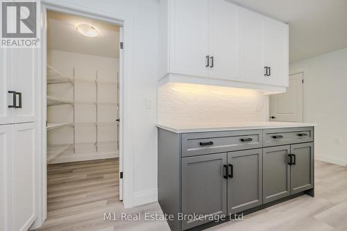 104 - 99B Farley Road, Centre Wellington (Fergus), ON - Indoor Photo Showing Other Room