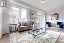 83 Boiton Street, Richmond Hill, ON  - Indoor Photo Showing Living Room 