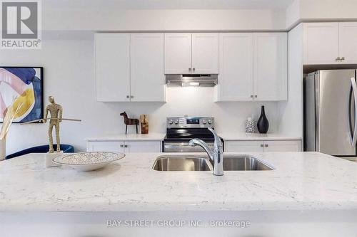 83 Boiton Street, Richmond Hill, ON - Indoor Photo Showing Kitchen With Stainless Steel Kitchen With Double Sink