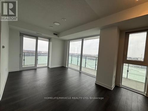 619 - 15 Skyridge Drive, Brampton, ON - Indoor