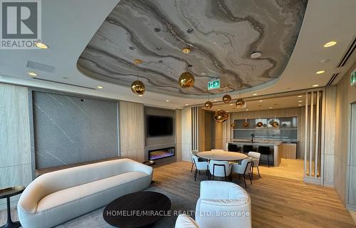 619 - 15 Skyridge Drive, Brampton, ON - Indoor With Fireplace