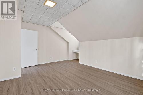 230 Smyth Road, Ottawa, ON - Indoor Photo Showing Other Room