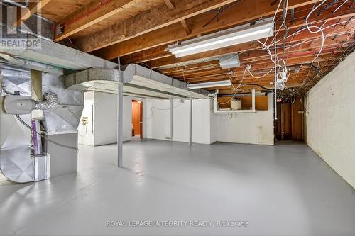 230 Smyth Road, Ottawa, ON - Indoor Photo Showing Basement