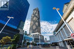 6811 - 138 DOWNES STREET  Toronto, ON M5E 0E4