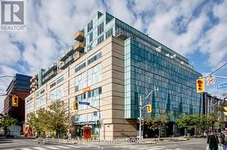 402 - 156 PORTLAND STREET  Toronto, ON M5V 0G1