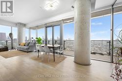 3802 - 70 DISTILLERY LANE  Toronto, ON M5A 0E3