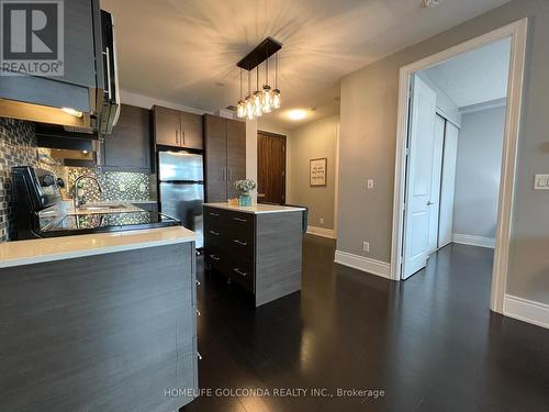 112 - 273 South Park Road, Markham, ON - Indoor Photo Showing Kitchen