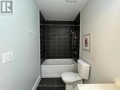 112 - 273 South Park Road, Markham, ON - Indoor Photo Showing Bathroom