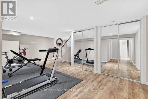 479 Bridgman Avenue, Burlington, ON - Indoor Photo Showing Gym Room