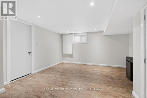 479 Bridgman Avenue, Burlington, ON - Indoor Photo Showing Other Room