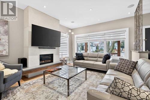 479 Bridgman Avenue, Burlington, ON - Indoor Photo Showing Living Room With Fireplace