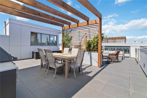 601-501 Park Pl, Esquimalt, BC - Outdoor With Deck Patio Veranda With Exterior