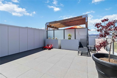 601-501 Park Pl, Esquimalt, BC - Outdoor