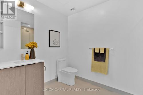4606 - 55 Mercer Street, Toronto, ON - Indoor Photo Showing Bathroom
