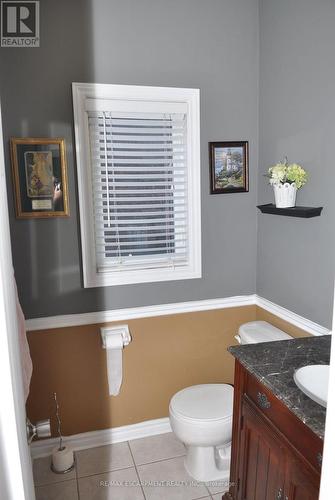 52 Arlington Drive, Georgina, ON - Indoor Photo Showing Bathroom