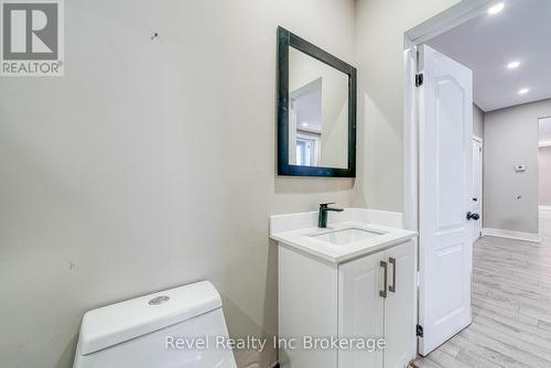 123 Charles Street E, Ingersoll (Ingersoll - South), ON - Indoor Photo Showing Laundry Room