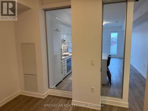 414 - 106 Dovercourt Road, Toronto, ON - Indoor Photo Showing Other Room