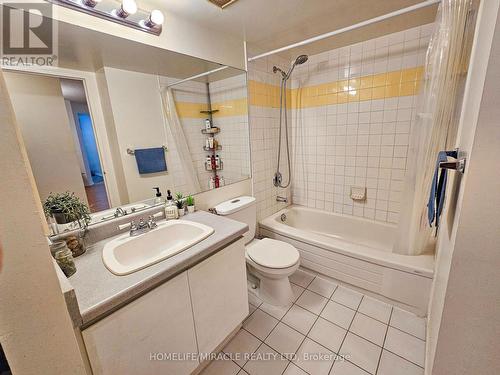 1206 - 12 Laurelcrest Street, Brampton, ON - Indoor Photo Showing Bathroom