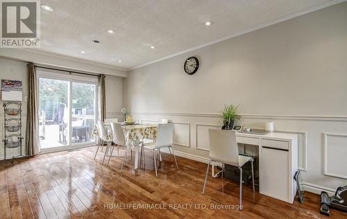 3124 Patrick Crescent, Mississauga, ON - Indoor Photo Showing Dining Room
