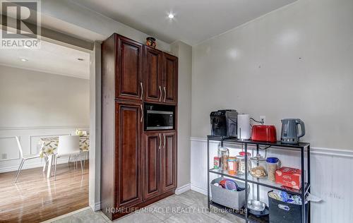 3124 Patrick Crescent, Mississauga, ON - Indoor Photo Showing Other Room