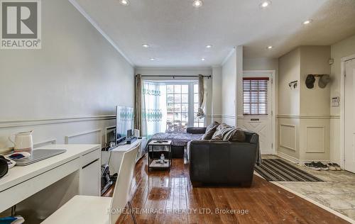 3124 Patrick Crescent, Mississauga, ON - Indoor