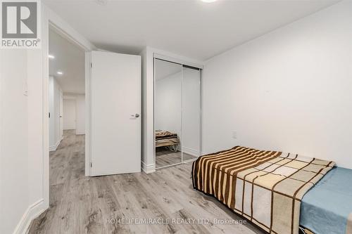 4 - 235 Ferguson Avenue, Cambridge, ON - Indoor Photo Showing Bedroom