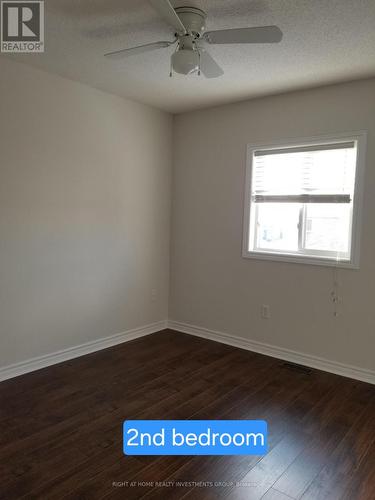 2nd bedroom - Upper Unit - 38 Lang Drive, Barrie, ON - Indoor Photo Showing Other Room
