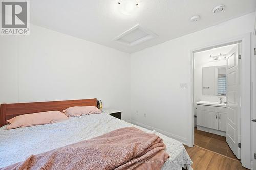 565 Goldenrod Lane, Kitchener, ON - Indoor Photo Showing Bedroom