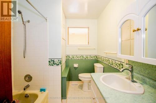 8 Bigelow Crescent, Pelham (Fonthill), ON - Indoor Photo Showing Bathroom