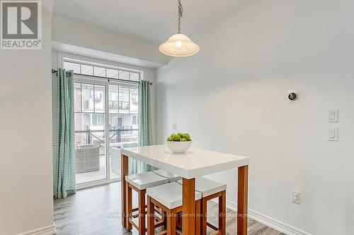 204 - 276 Gatwick Drive, Oakville (Ro River Oaks), ON - Indoor Photo Showing Dining Room