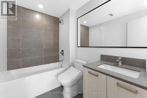 139 - 69 Curlew Drive, Toronto, ON - Indoor Photo Showing Bathroom