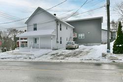 15 Rue Onulphe-Peltier  L'Épiphanie, QC J5Z 2Z6