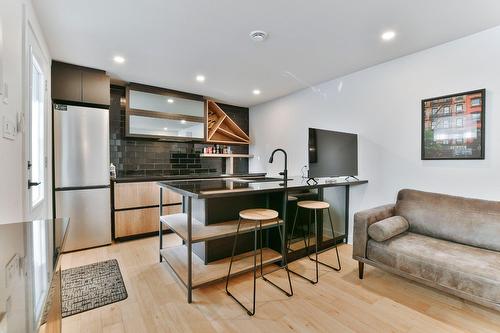 Cuisine - 15 Rue Onulphe-Peltier, L'Épiphanie, QC - Indoor Photo Showing Kitchen