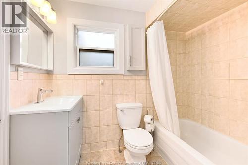 855 Jos Janisse Avenue Unit# Main, Windsor, ON - Indoor Photo Showing Bathroom