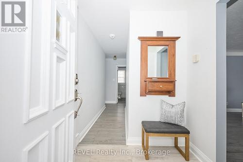 Front entry - 6361 Clare Crescent, Niagara Falls (Dorchester), ON - Indoor Photo Showing Other Room
