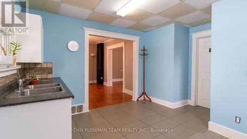 62 Park Road S, Oshawa, ON - Indoor Photo Showing Other Room