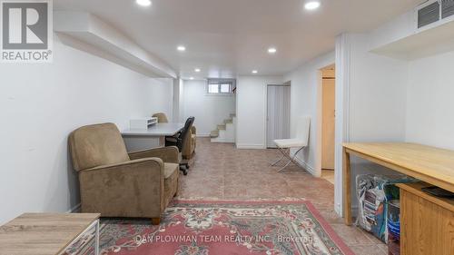 62 Park Road S, Oshawa, ON - Indoor