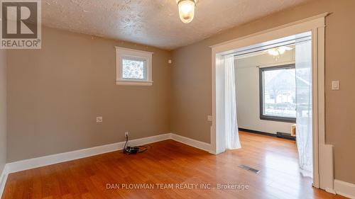 62 Park Road S, Oshawa, ON - Indoor Photo Showing Other Room