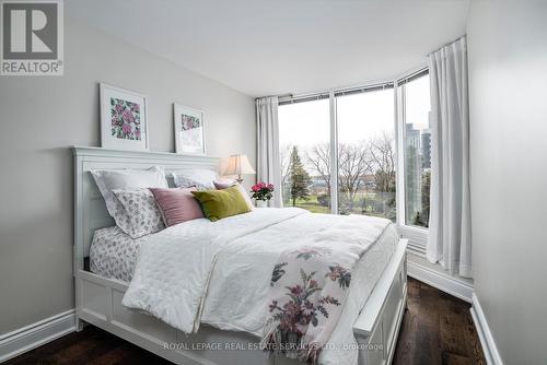 309 - 1 Palace Pier Court, Toronto, ON - Indoor Photo Showing Bedroom