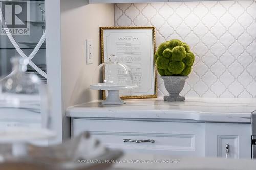 309 - 1 Palace Pier Court, Toronto, ON - Indoor Photo Showing Kitchen