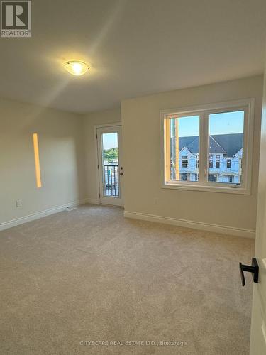 3259 Sixth Line, Oakville, ON - Indoor Photo Showing Other Room