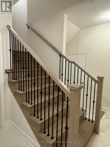 3259 Sixth Line, Oakville, ON - Indoor Photo Showing Other Room