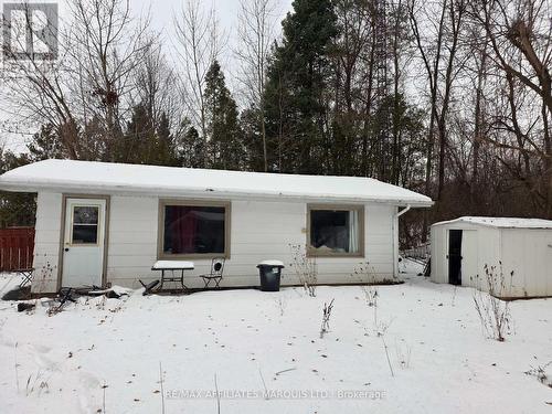 Side view of detached garage - 3233 Richmond Drive, Cornwall, ON - Outdoor