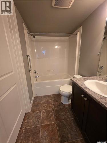 103 2141 Larter Road, Estevan, SK - Indoor Photo Showing Bathroom